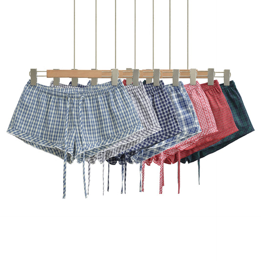 Elastic waist shorts for women