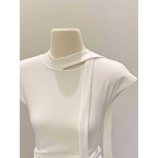 chic sleeveless top for women