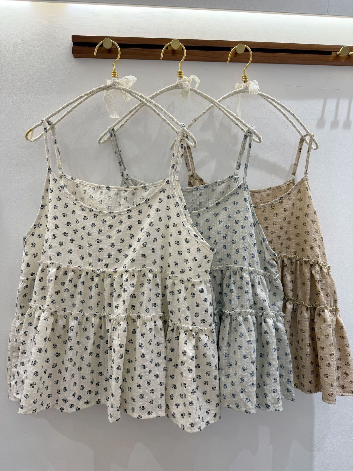 Floral camisole top for women
